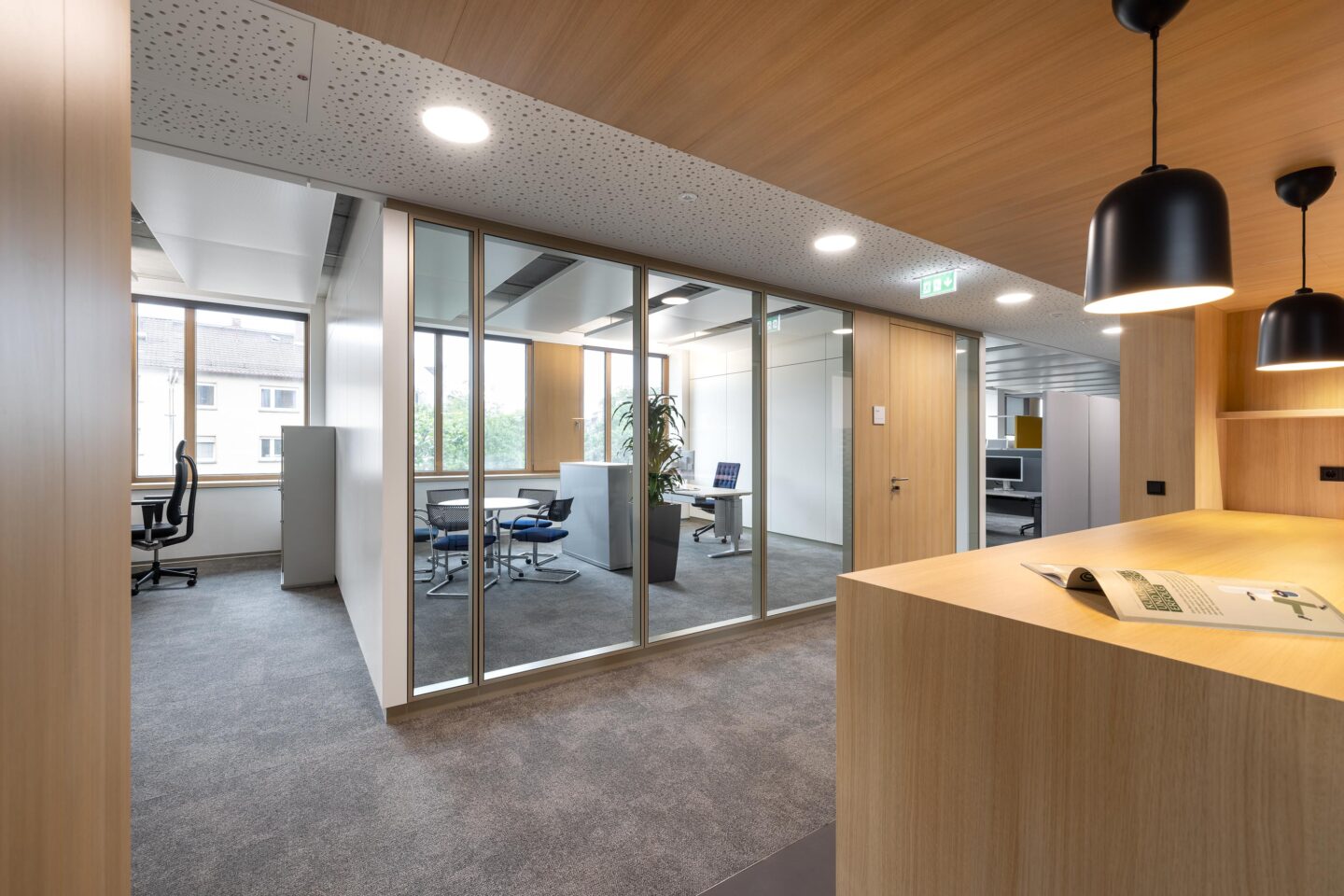 Entega Darmstadt | Common area with insight into the offices